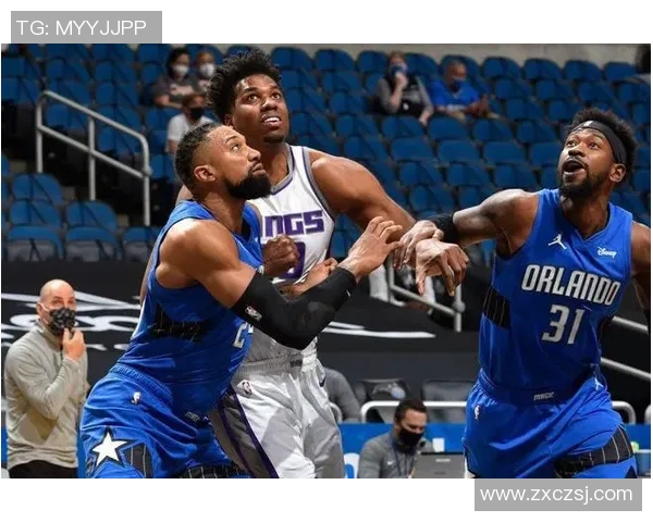 下半场轰29分&绝杀三分不中！布克26中10空砍32分 上半场9中1