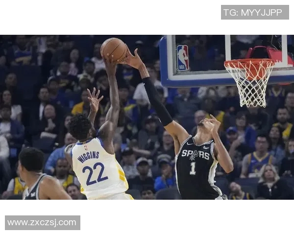 文班亚马突破暴扣斩获2+1,助马刺追至仅差3分 文班亚马突破暴扣斩获2+1,助马刺追至仅差3分