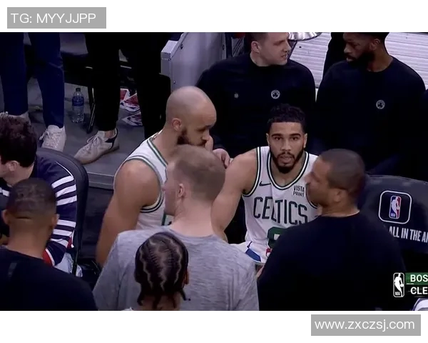 独行侠三将轰20+竟输球？詹皇末节觉醒导演15分逆转，数据指出真正关键先生